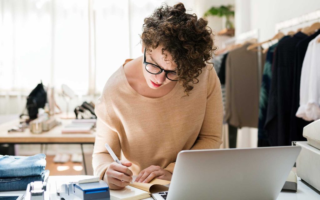 Investigación y búsqueda del vehículo